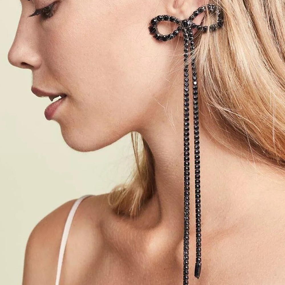 💎NEW💎BLACK CRYSTAL RIBBON EARRINGS - Picture 2 of 8